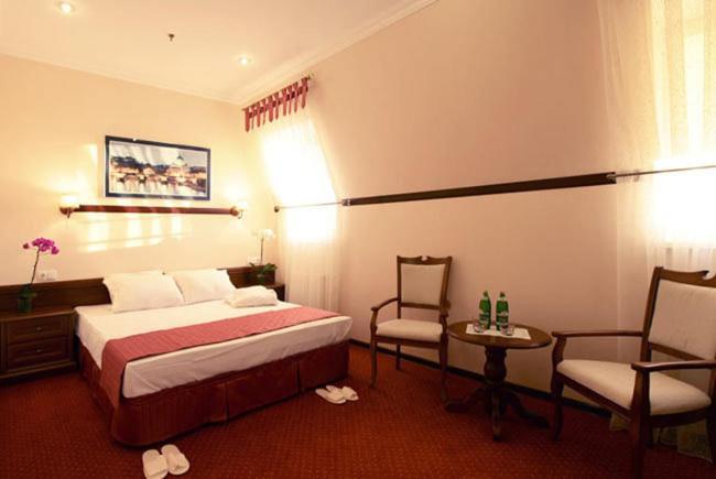 Hotel Ukraine روفنو الغرفة الصورة